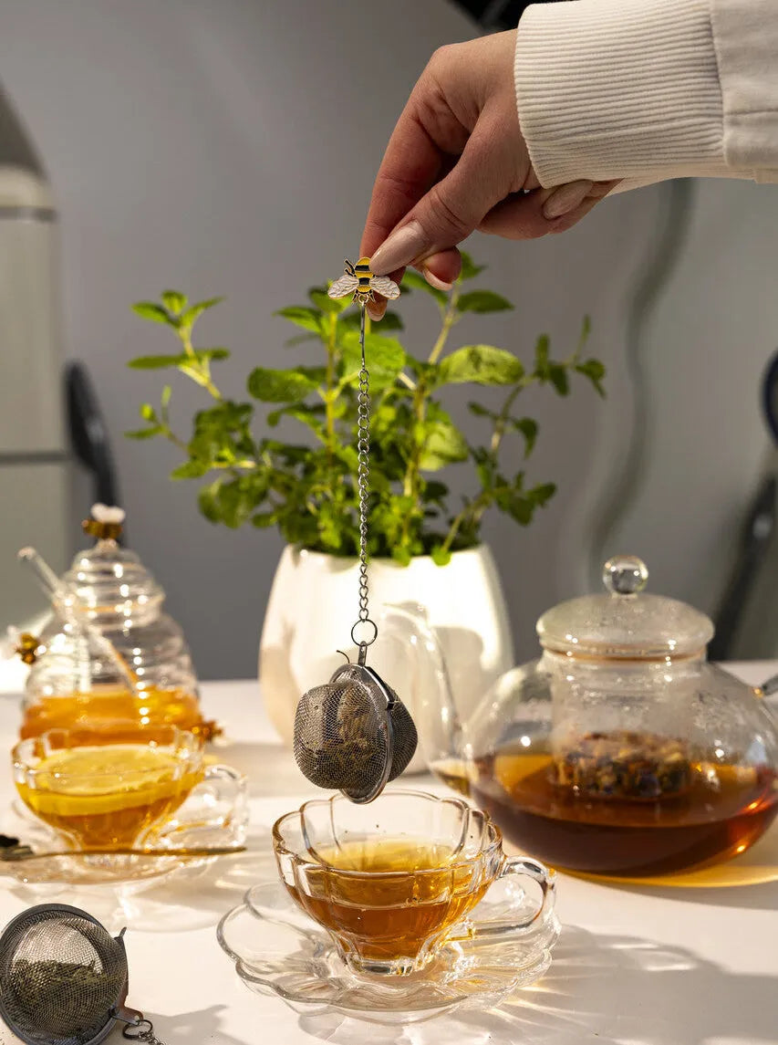 zaparzacz ze stali nierdzewnej z zawieszką w kształcie pszczółki 